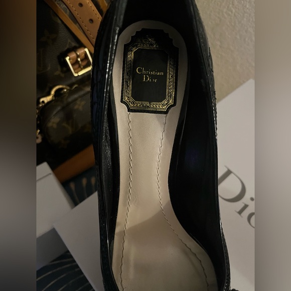 Dior Lace Cannage Pump - Picture 3 of 8